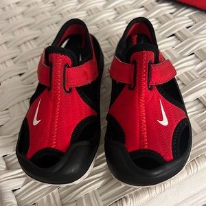 Nike sandals unisex
